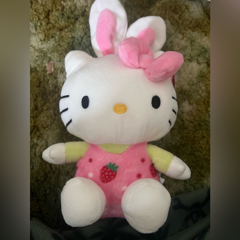 hello kitty bunny plush strawberry shirt